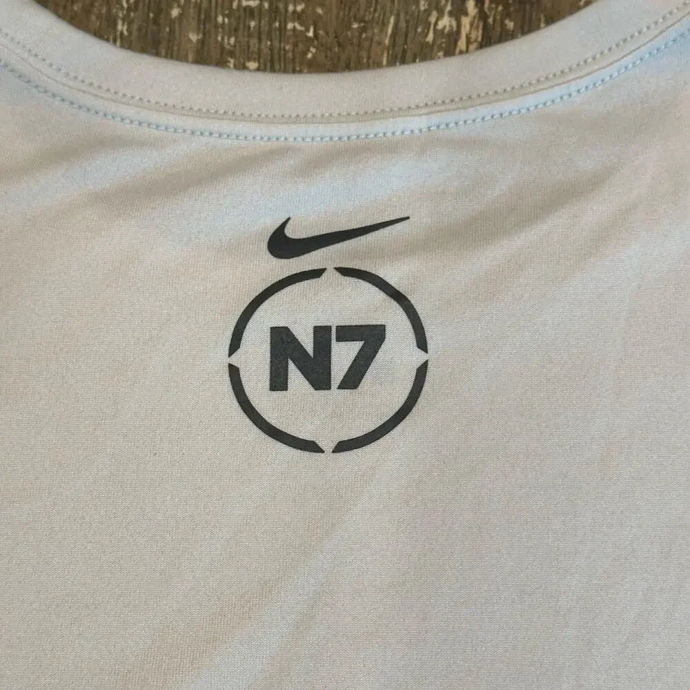 Nike N7 Dri-Fit Southwest Graphic Print Long Sleeve Light Gray Men’s Size L